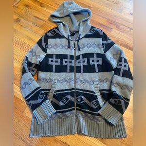 Red Dragon Men’s Zip Up Cowichan